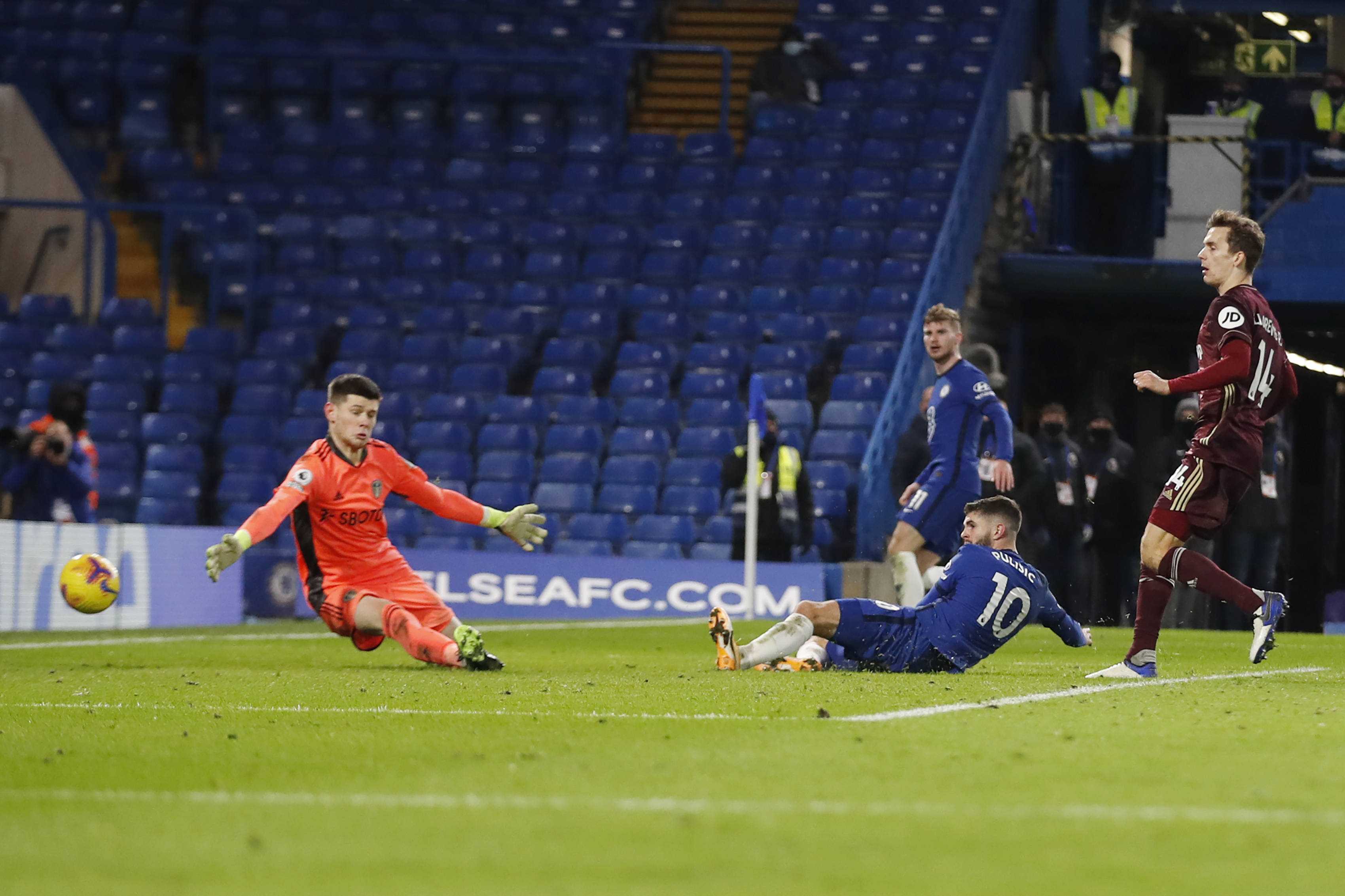 更为新一代 更为新一代